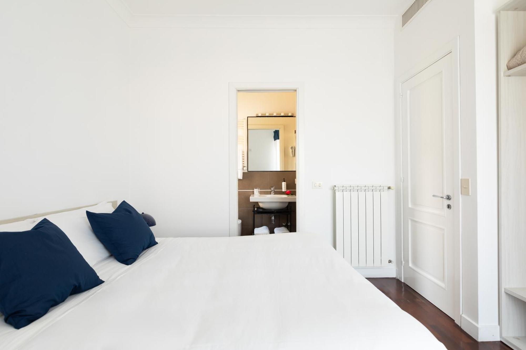 Yourhome - Sorrento Apartment Meta