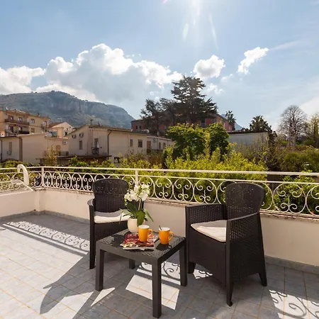 Yourhome - Villa Sorrento Meta Exterior photo
